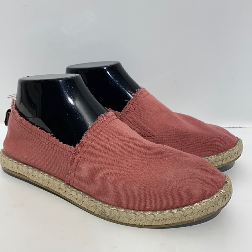 ‎Women’s Vionic Beach slip on shoes size 7